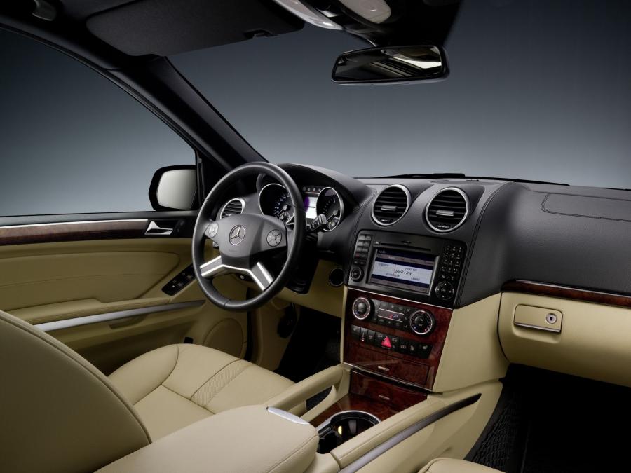  Mercedes-Benz ML-Class 2008 года  (фото 8 из 26)